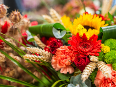 Les collections de Juillet : des bouquets de fleurs d'été
